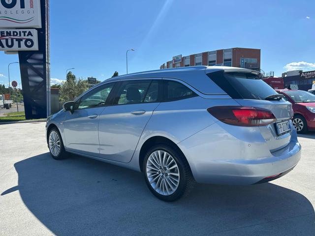 OPEL Astra usata, con Autoradio