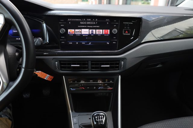 VOLKSWAGEN Taigo usata, con Airbag testa