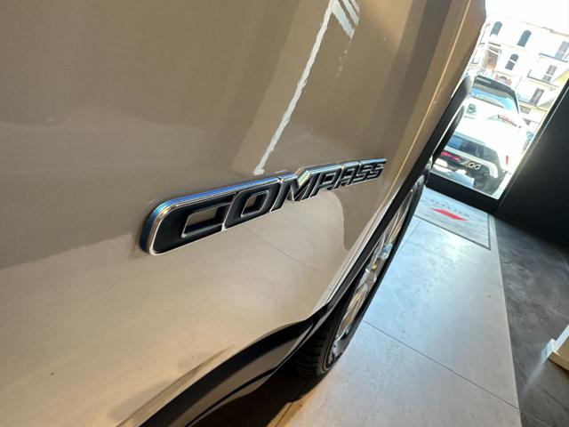 JEEP Compass usata, con Sedile posteriore sdoppiato