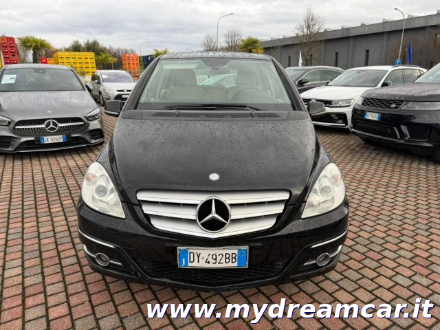 MERCEDES-BENZ B 200 usata, con Bracciolo