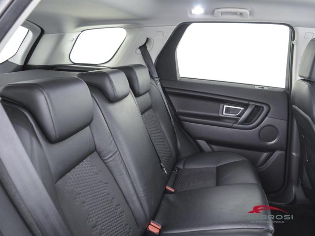 LAND ROVER Discovery Sport usata 10