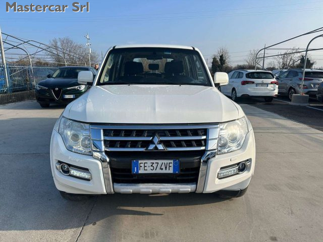 MITSUBISHI Pajero usata, con Fendinebbia