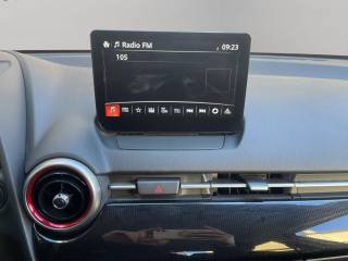 MAZDA 2 usata, con Autoradio digitale
