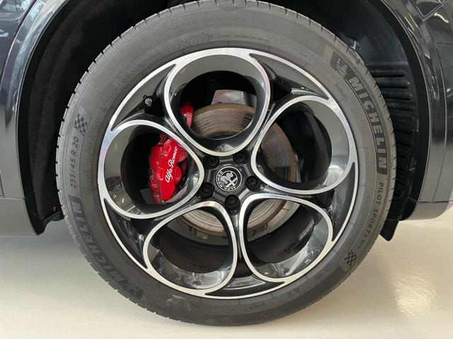 ALFA ROMEO Stelvio usata, con Fari LED