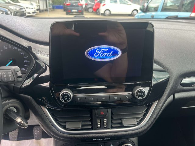 FORD Fiesta usata, con Boardcomputer
