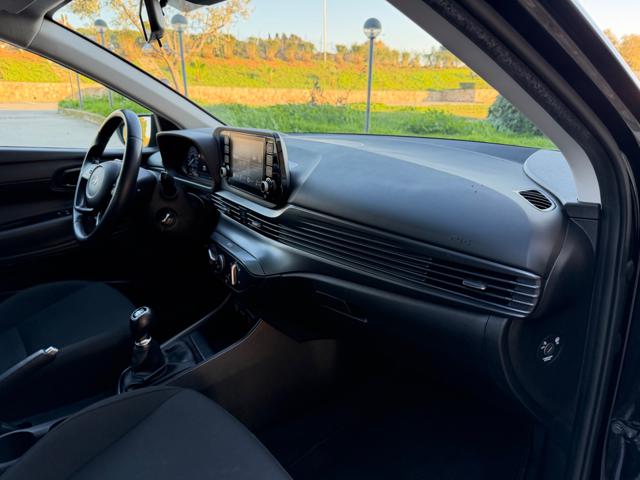 HYUNDAI i20 usata, con Volante in pelle