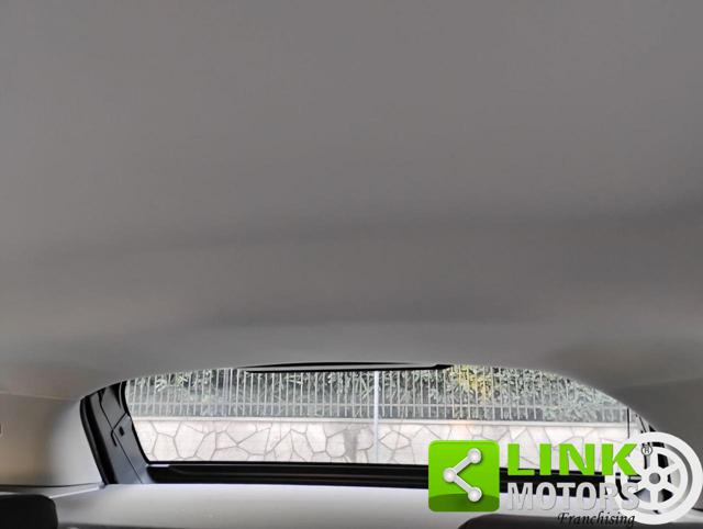 LAND ROVER Range Rover Evoque usata, con USB