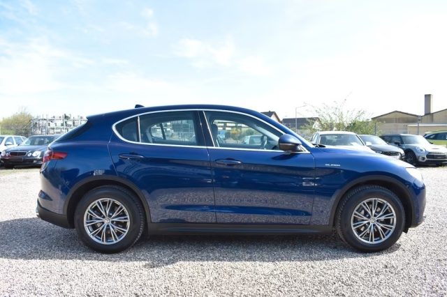 ALFA ROMEO Stelvio usata, con Airbag laterali