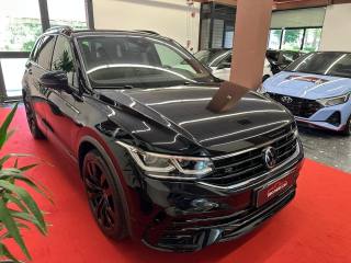 VOLKSWAGEN Tiguan usata, con Airbag laterali