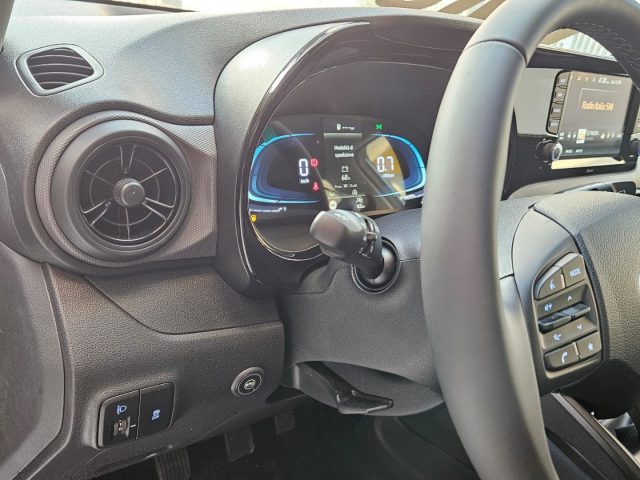 HYUNDAI i10 usata, con Sistema di navigazione