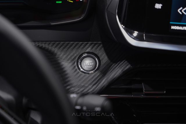 PEUGEOT 208 usata, con Servosterzo