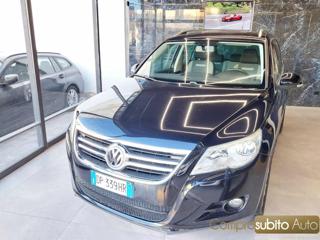 VOLKSWAGEN Tiguan usata, con Airbag laterali