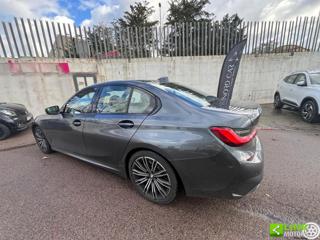 BMW 320 usata, con Autoradio