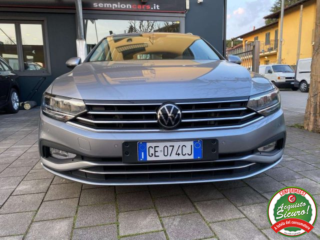 VOLKSWAGEN Passat Variant usata, con Alzacristalli elettrici
