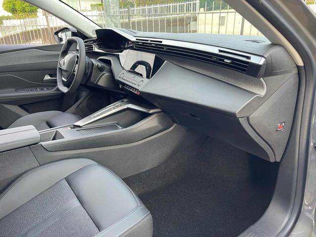 PEUGEOT 308 usata, con Controllo automatico clima