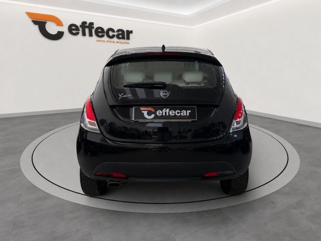 LANCIA Ypsilon usata, con Autoradio