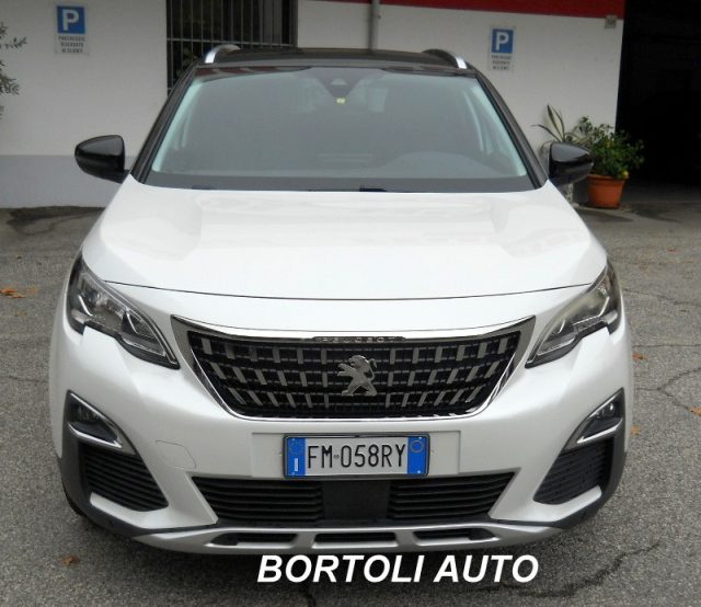 PEUGEOT 3008 usata, con Volante multifunzione