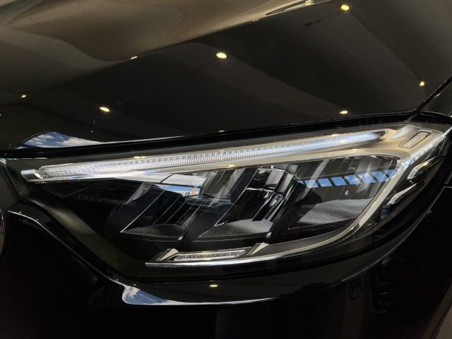 MERCEDES-BENZ GLC 220 usata, con Autoradio digitale