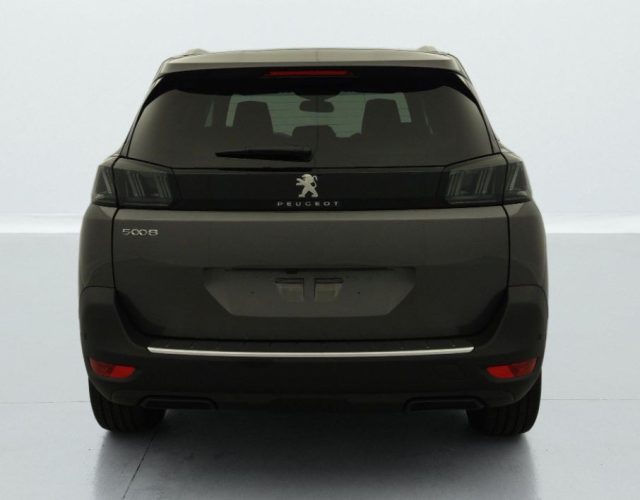 PEUGEOT 5008 usata, con Park Distance Control