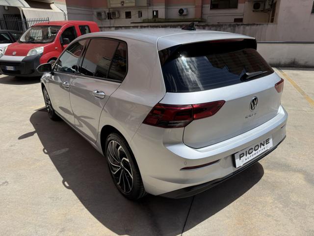 VOLKSWAGEN Golf usata, con Autoradio