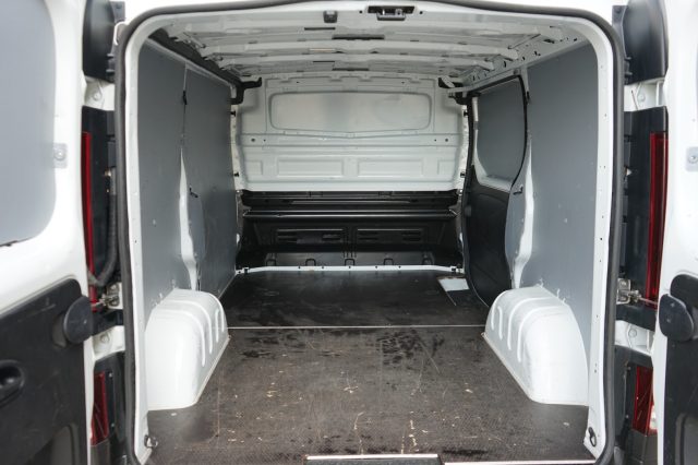 RENAULT Trafic usata, con ESP