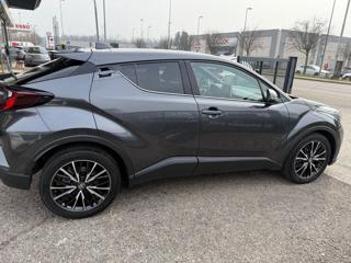 TOYOTA C-HR usata, con Regolazione elettrica sedili