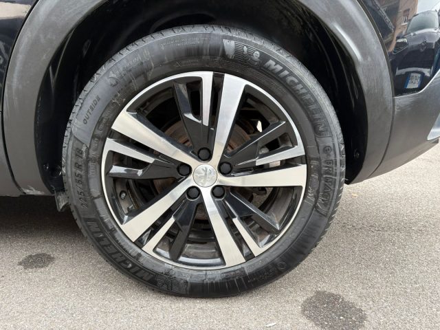 PEUGEOT 3008 usata, con Sistema di navigazione