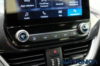 FORD Fiesta usata, con Specchietti laterali elettrici