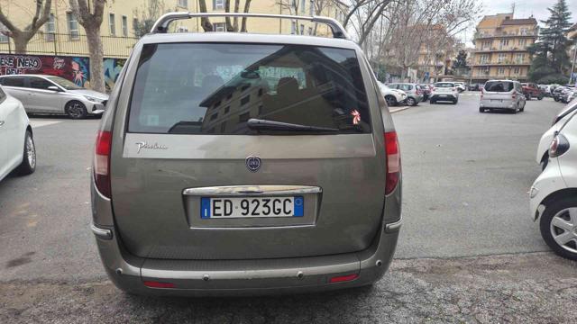 LANCIA Phedra usata, con Autoradio