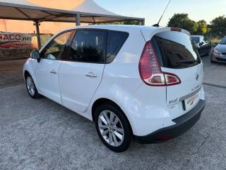 RENAULT Scenic usata, con Boardcomputer