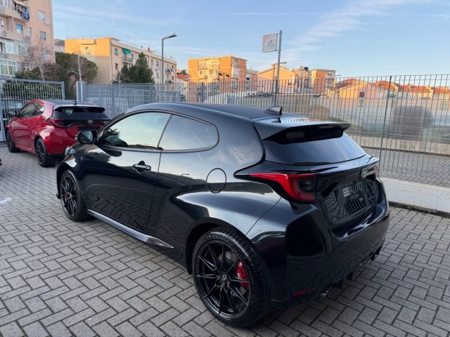 TOYOTA Yaris usata, con Controllo trazione