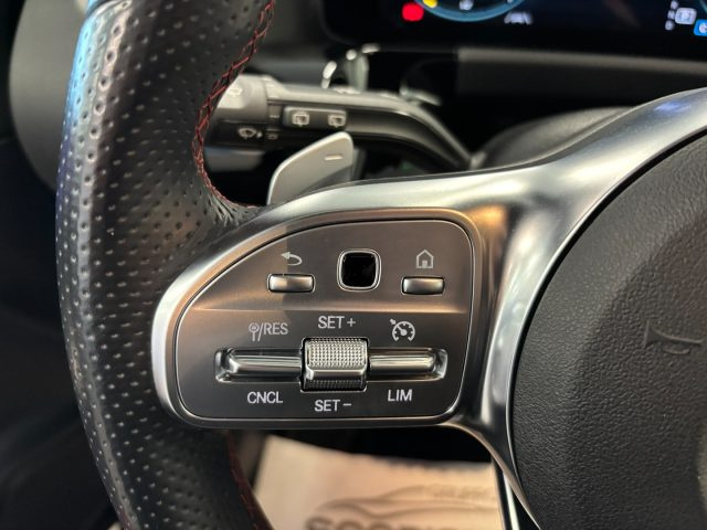 MERCEDES-BENZ GLA 180 usata, con Specchietti laterali elettrici