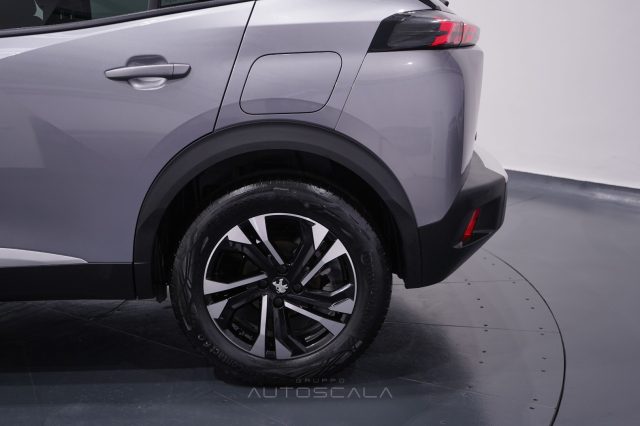 PEUGEOT 2008 usata, con Isofix