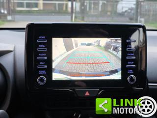 TOYOTA Yaris usata, con USB