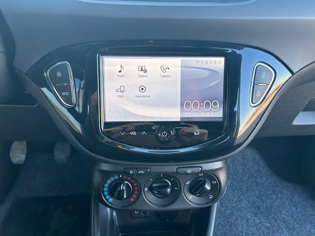 OPEL Corsa usata, con Climatizzatore
