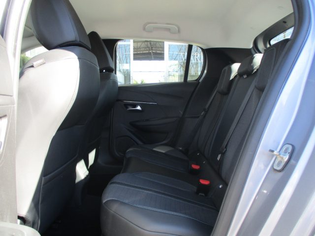 PEUGEOT 208 usata, con Cerchi in lega