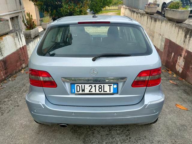 MERCEDES-BENZ B 200 usata, con Cruise Control