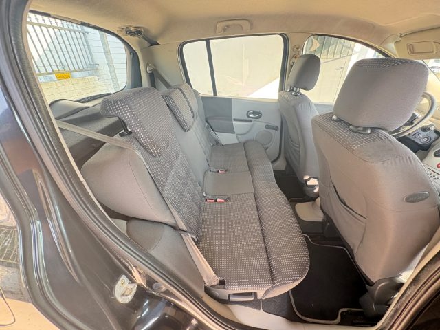 RENAULT Modus usata 43