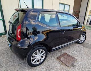 VOLKSWAGEN up! usata, con Airbag Passeggero