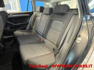 VOLKSWAGEN Passat Variant usata, con Autoradio