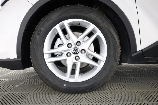 TOYOTA C-HR usata 8