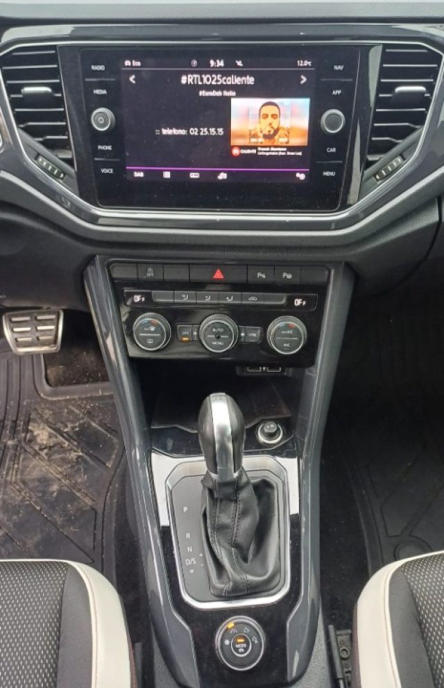 VOLKSWAGEN T-Roc usata 10