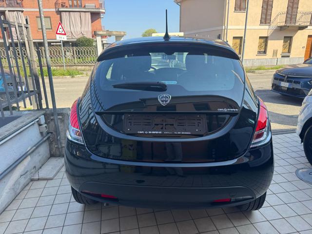 LANCIA Ypsilon usata, con Boardcomputer