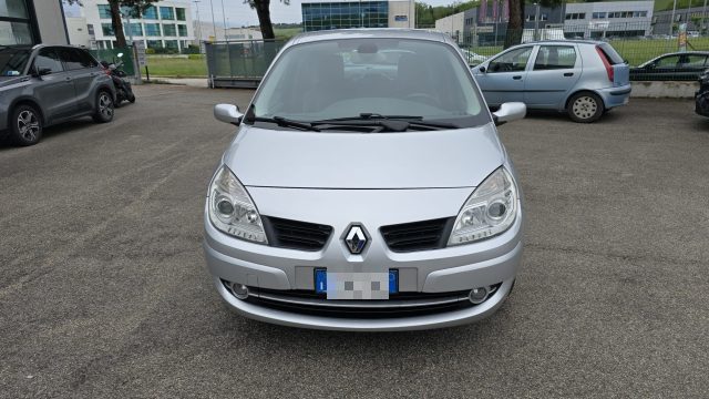 RENAULT Grand Scenic usata, con Airbag