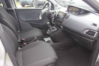 LANCIA Ypsilon usata, con ESP