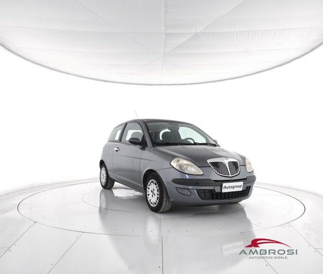 LANCIA Y usata 1
