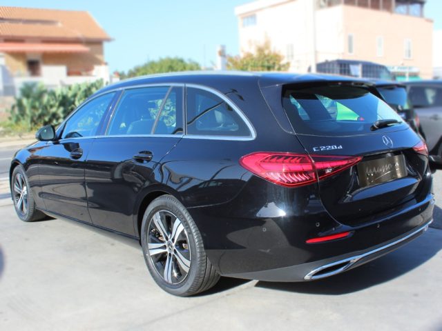 MERCEDES-BENZ C 220 usata, con Boardcomputer