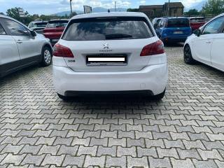 PEUGEOT 308 usata, con Airbag