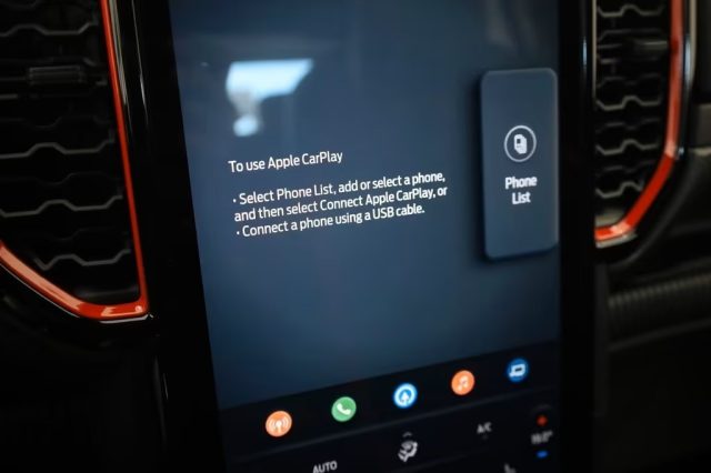 FORD Ranger Raptor usata, con Leve al volante