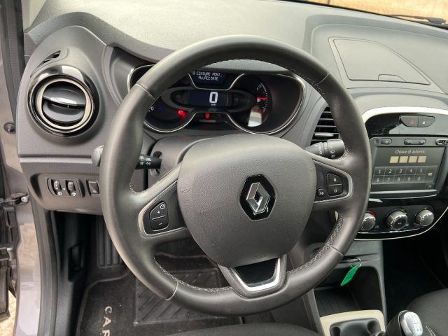 RENAULT Captur usata 17